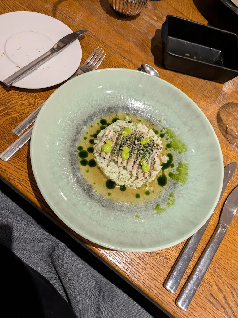 David Töller_Der Hof Schildgen_Gladbach_review