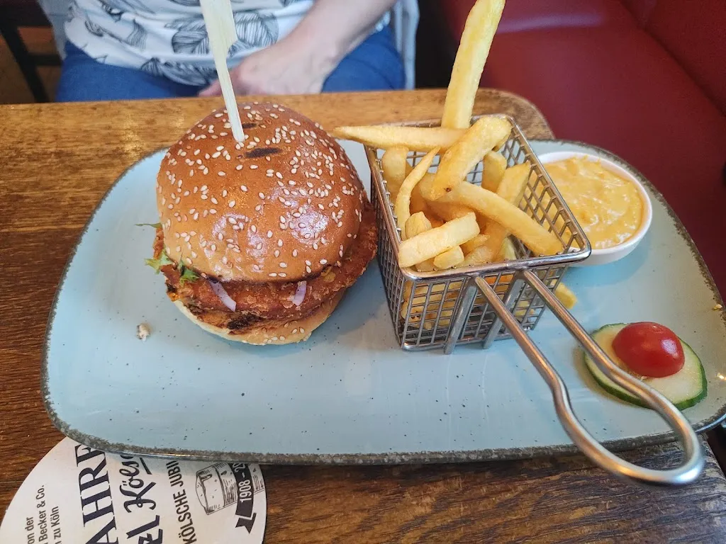 Menu_Gastronomie Bergischer Löwe_Gladbach_immagine_7