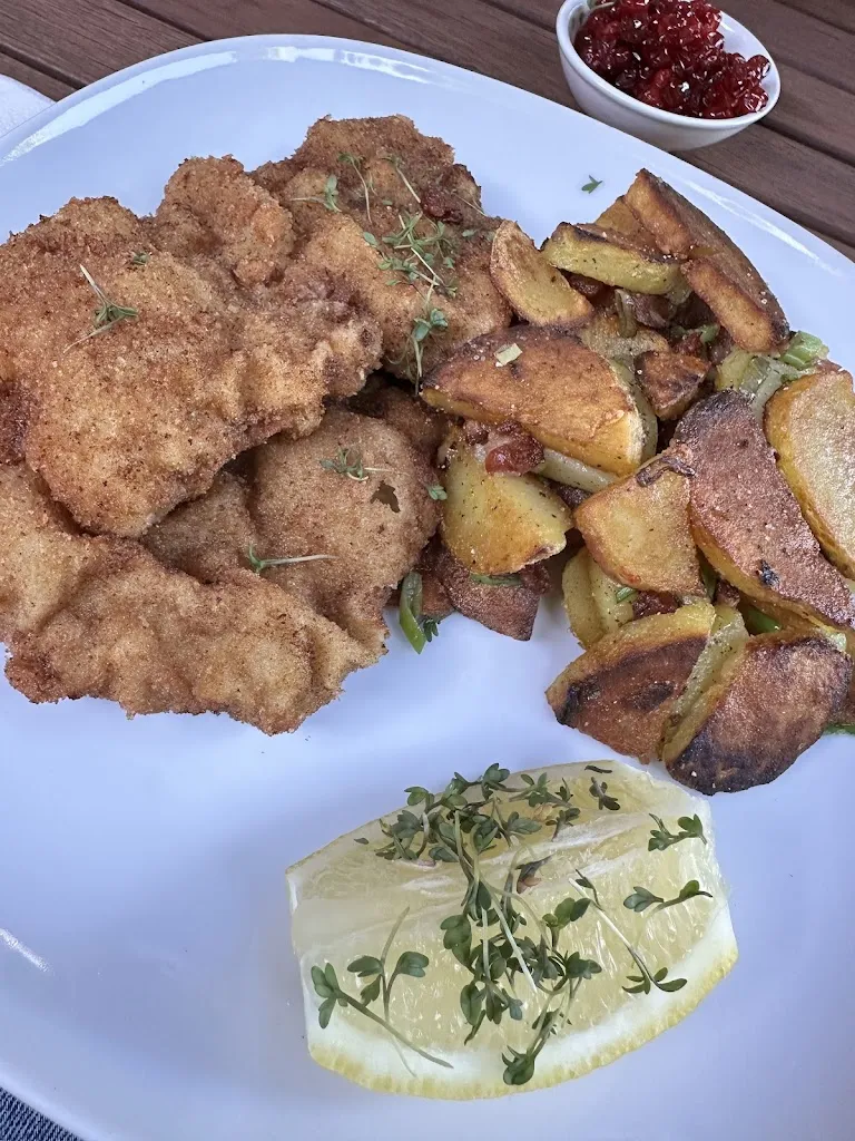 Dorina_Restaurant „Alter Lindenhof