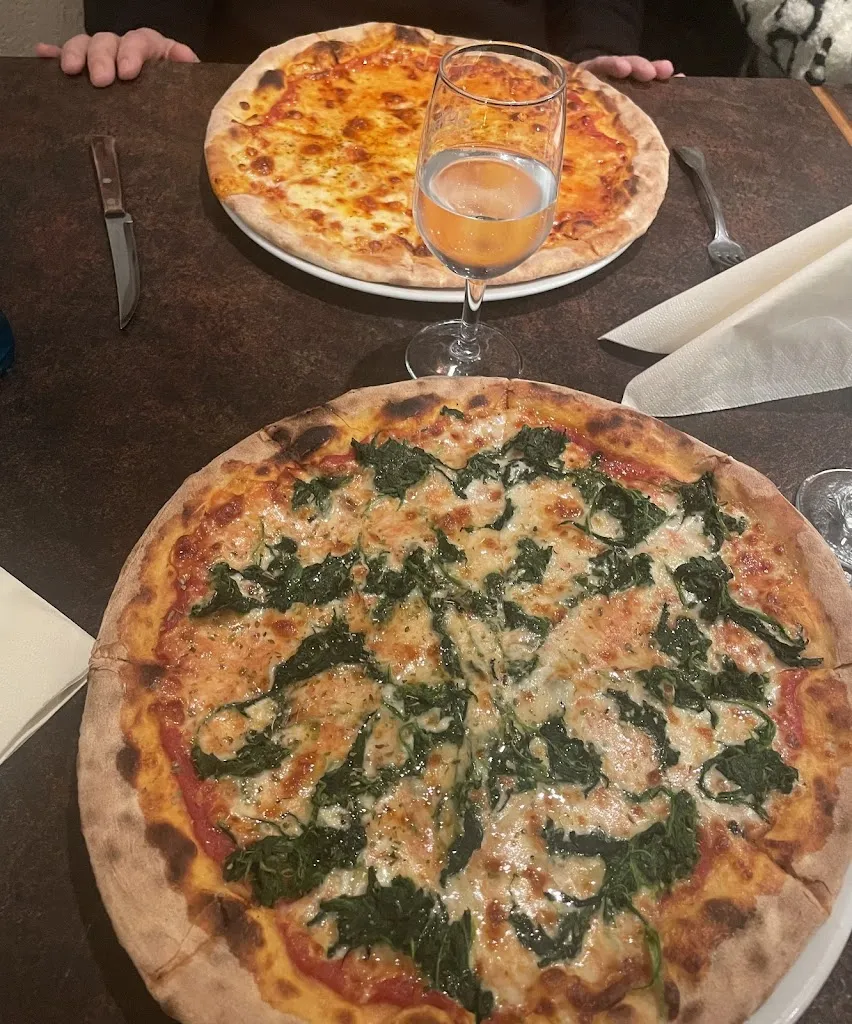 Merve Gencyigit_Ristorante Perla_Köln_review