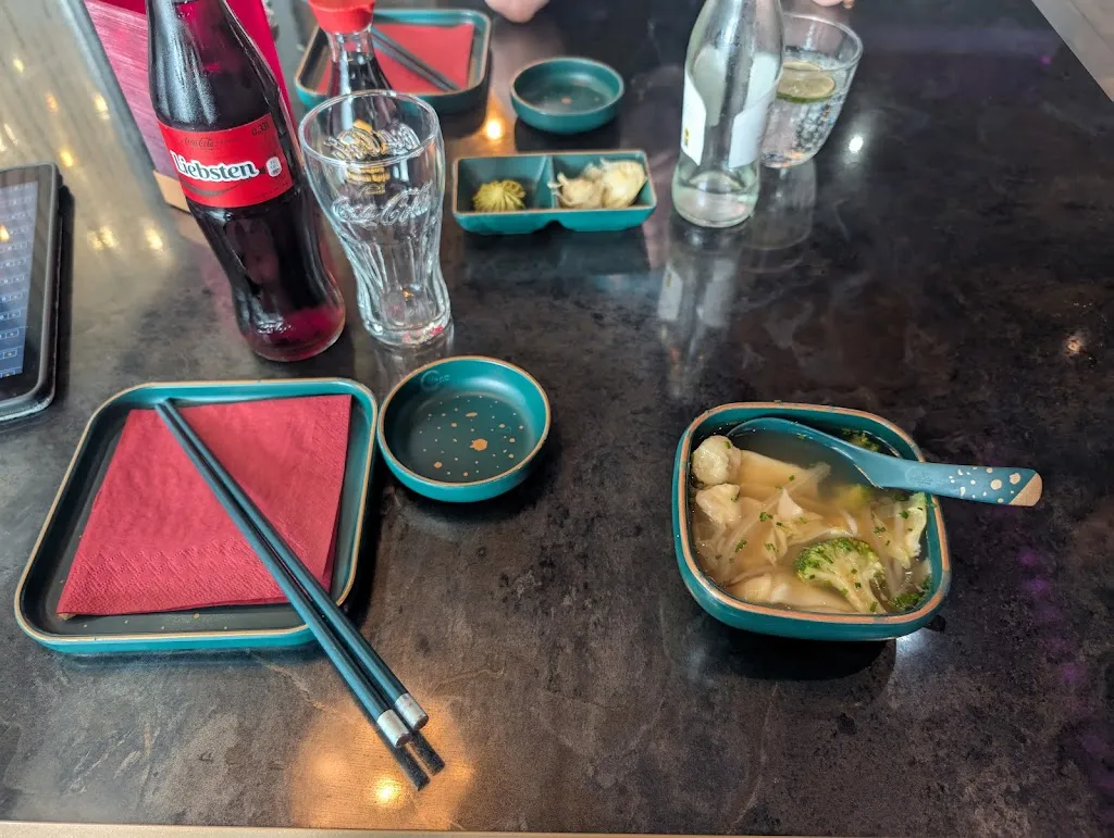 Dan Müller_Mikado_Köln_review