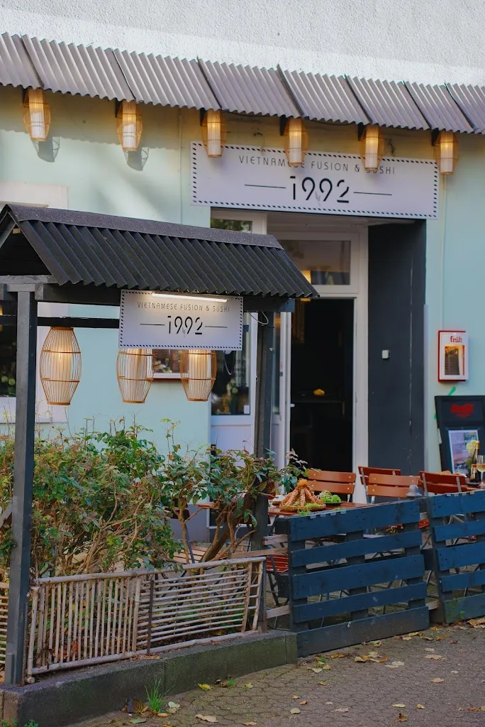 1992 Vietnamese Fusion & Sushi_Köln_slider_image_1