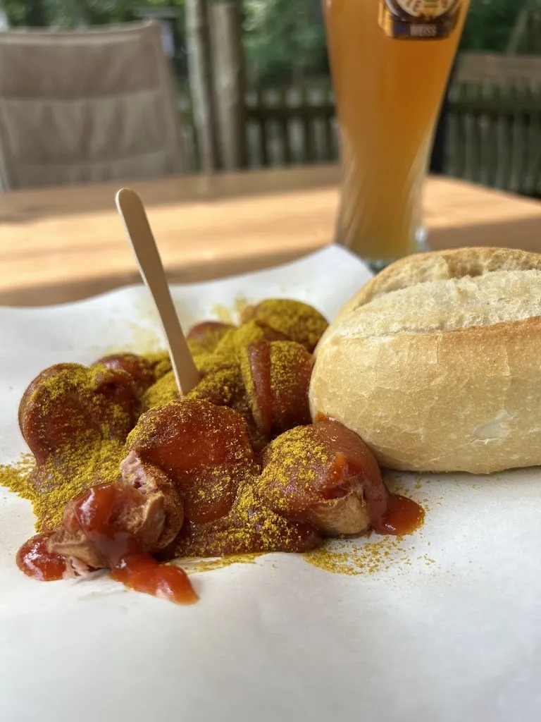 Ulf Schulte_Waldbaude_Berlin_review