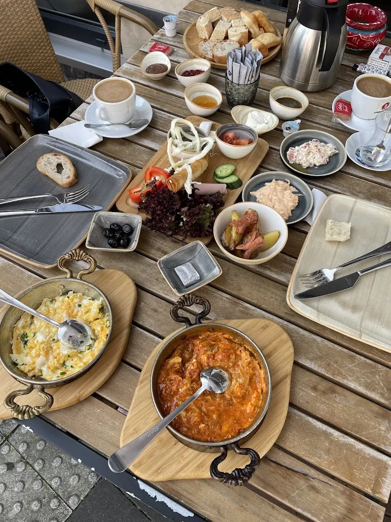 Café Restaurant Gogossi_Datteln_slider_image_3