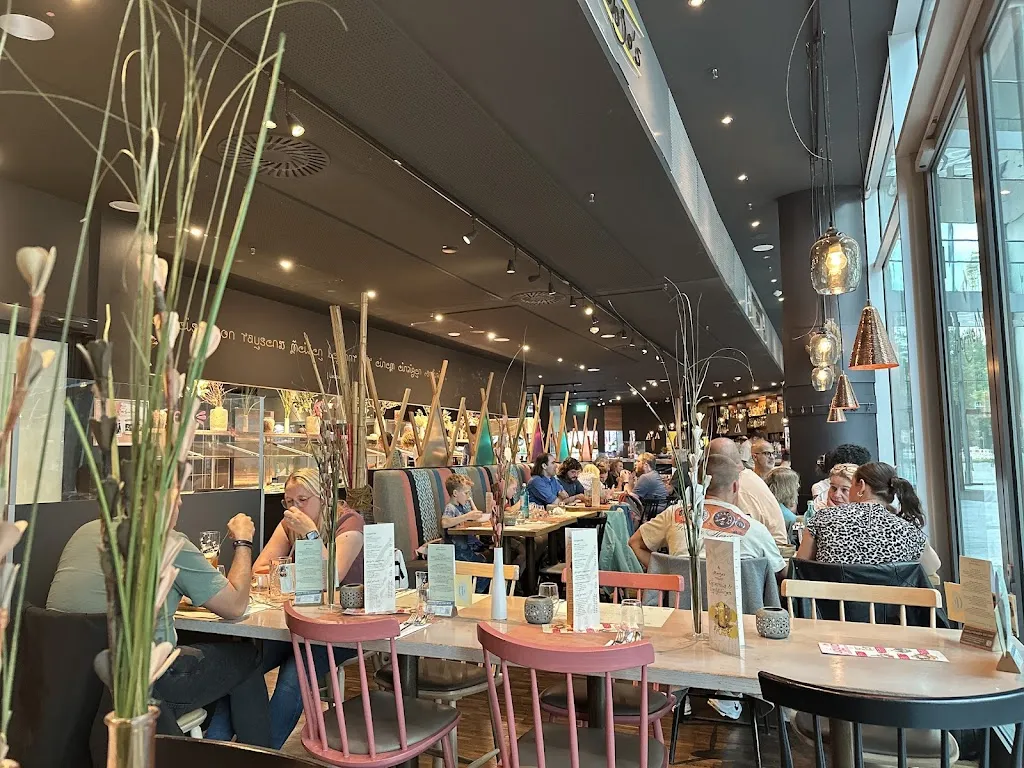Suraj Gupta_Mongo's Restaurant Köln - Deutz_Köln_review