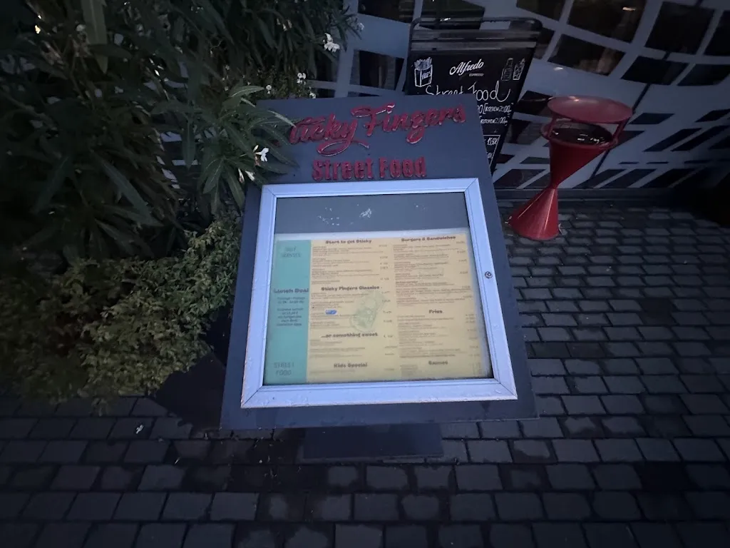 Bilge Sonmezer_Sticky Fingers Restaurant & Terrasse_Köln_review