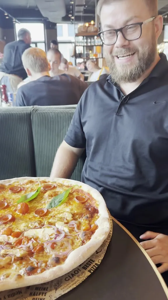 Lily Banks_L'Osteria Cologne Deutz_Köln_reseña