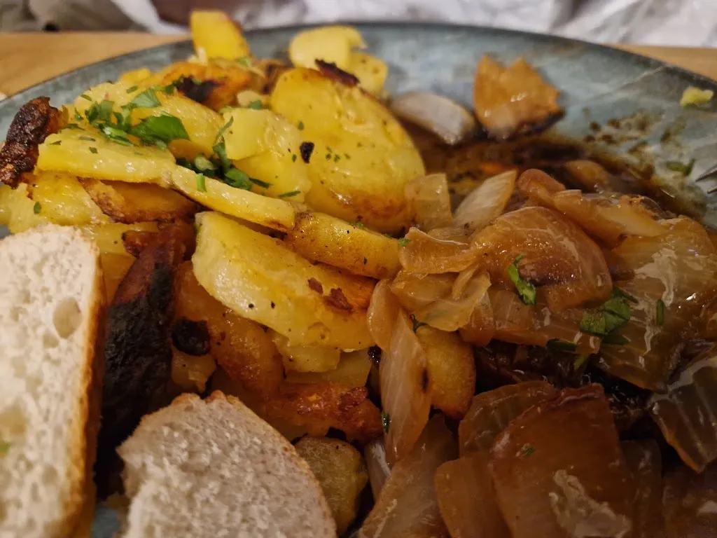 Izi Ancel_Haus Zeyen_Köln_recensione