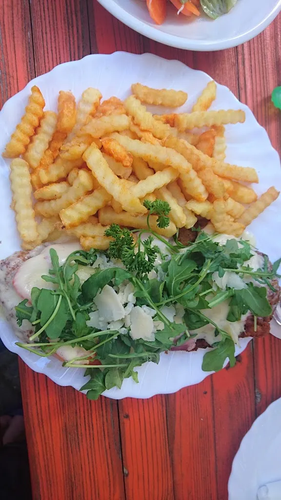 Rebecca Mentschek_Gasthaus Bittel_Frensdorf_review