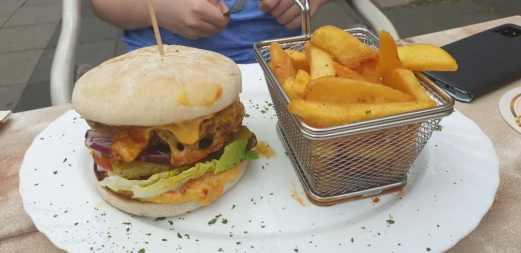 Restaurant „Em Bierstüffge“ – Köln_Köln_slider_image_3