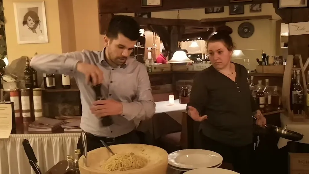 Ristorante La Grappa GmbH_Detmold_slider_image_2