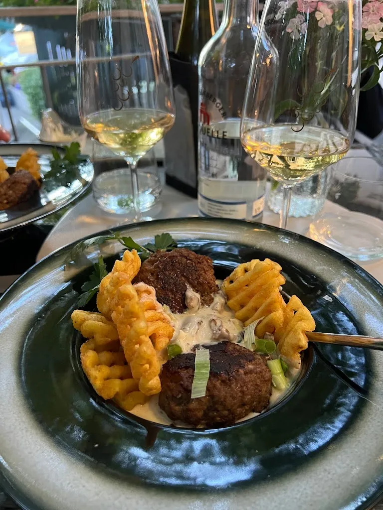 Pfälzer Weinstube im ChaLu_Detmold_slider_image_2