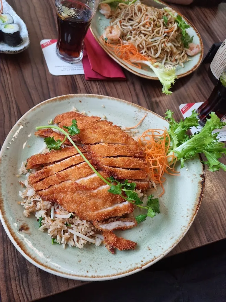 Bao Ngoc_Detmold_slider_image_2