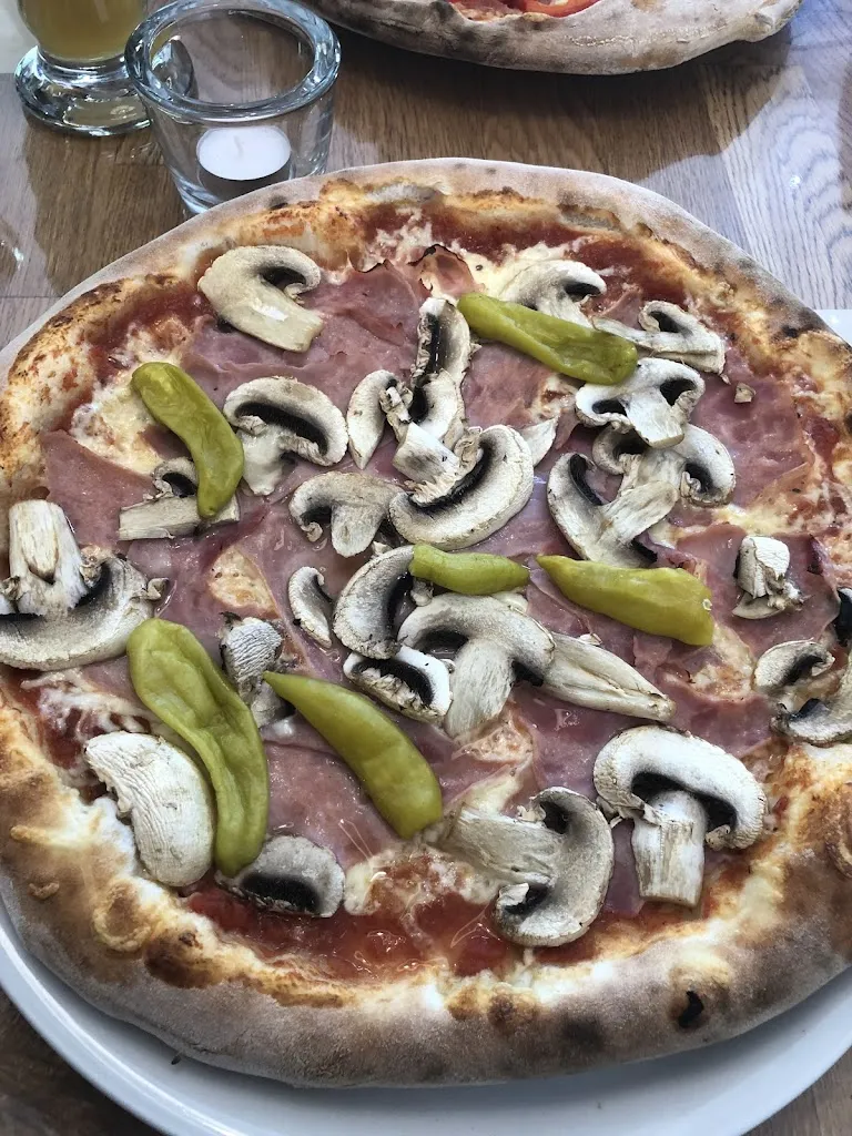 Menu_Pizzeria Emanuele Fiorini_Detmold_image_8