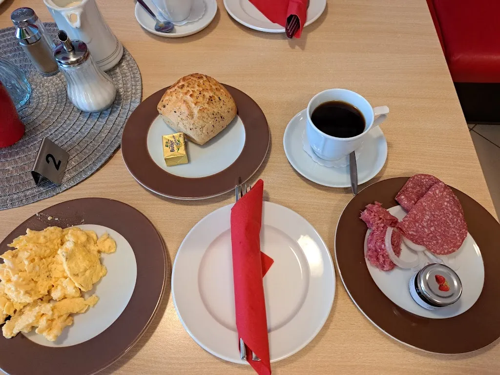 Das Knusperhäuschen — Stadtbäckerei Strate_Dörentrup_slider_image_3