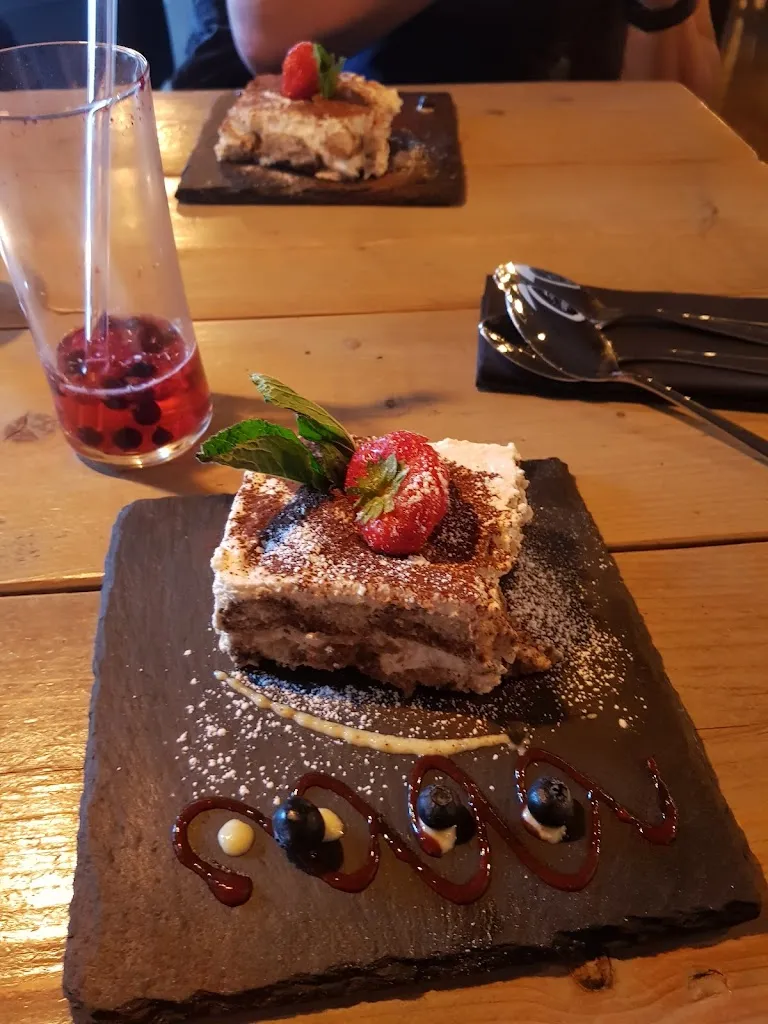 Dominik_km800_Dinslaken_review