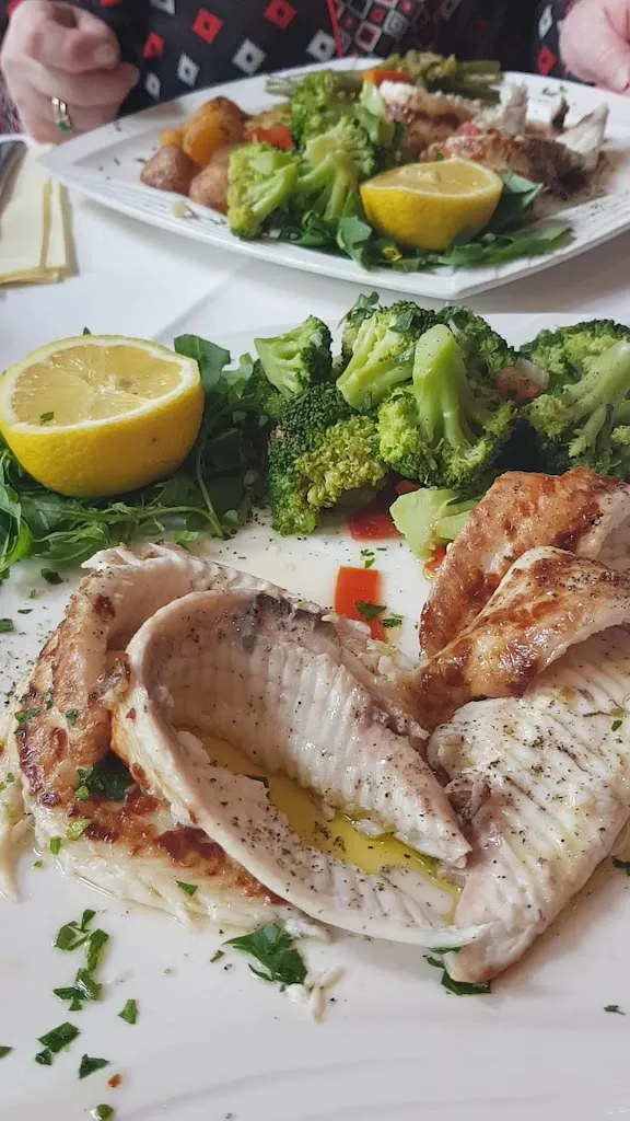 Pizzeria Restaurante La Romantica_Dinslaken_slider_image_2