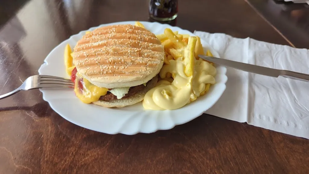 Menu_Conny's Snack Bar_Dinslaken_immagine_8