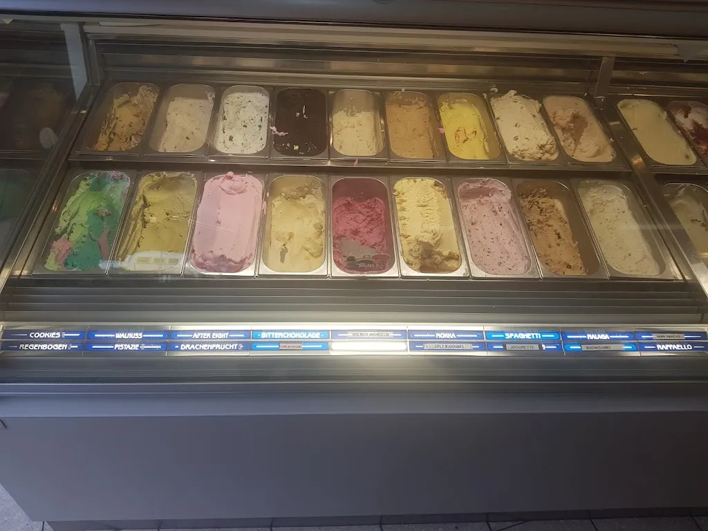 Menu_Davide und Vania Gavaz Eiscafé de Rocco_Dinslaken_immagine_5