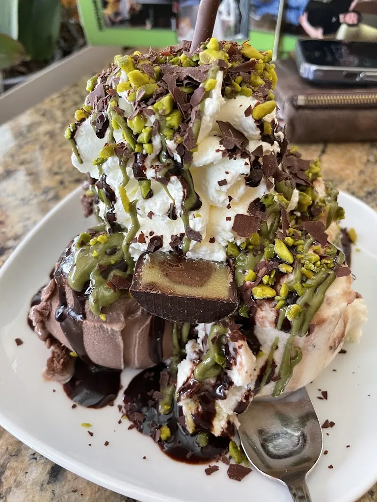 Menu_Davide und Vania Gavaz Eiscafé de Rocco_Dinslaken_immagine_8