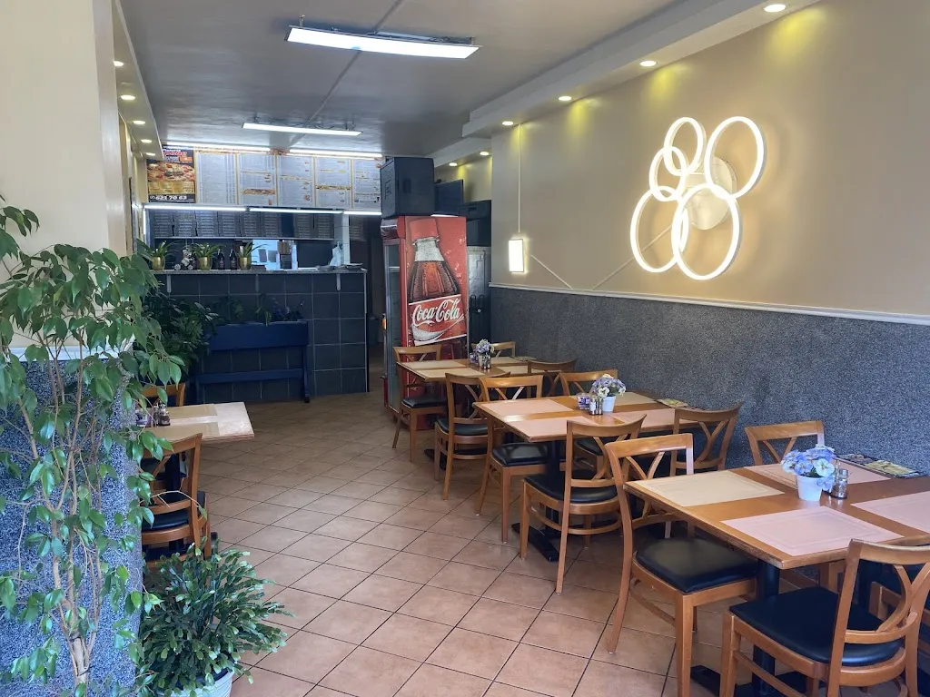 Pizzeria Pepone restaurant in Dinslaken