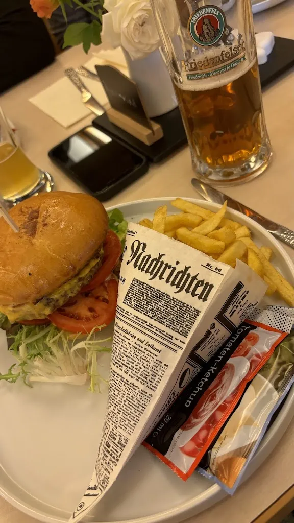 Kay Sko_Schloßschänke Friedenfels_Friedenfels_review