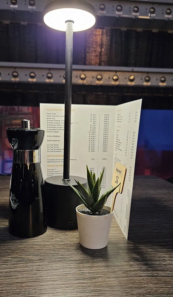 Aaron Chiu_Dali Tapas Bar_Dorsten_recensione