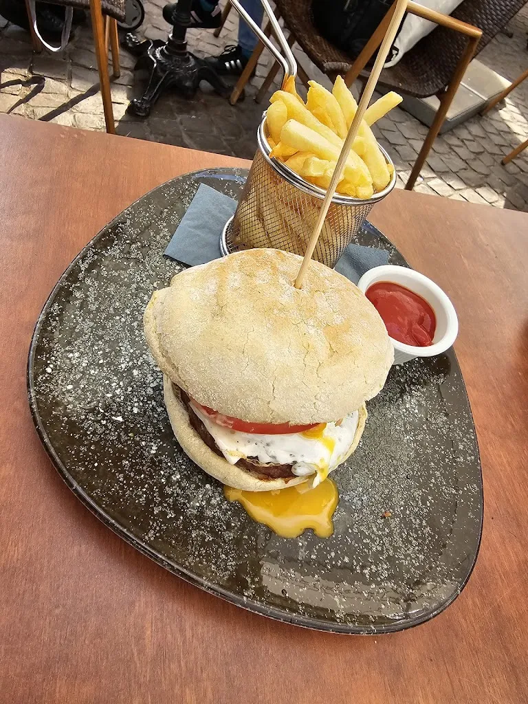 George Kazma_ALEX Dortmund_Dortmund_recensione