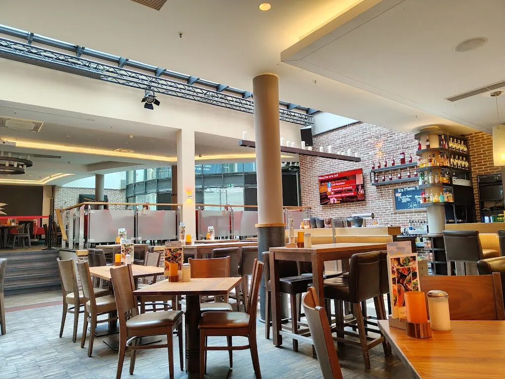 MAXIMILIAN Dortmund_Dortmund_slider_image_3