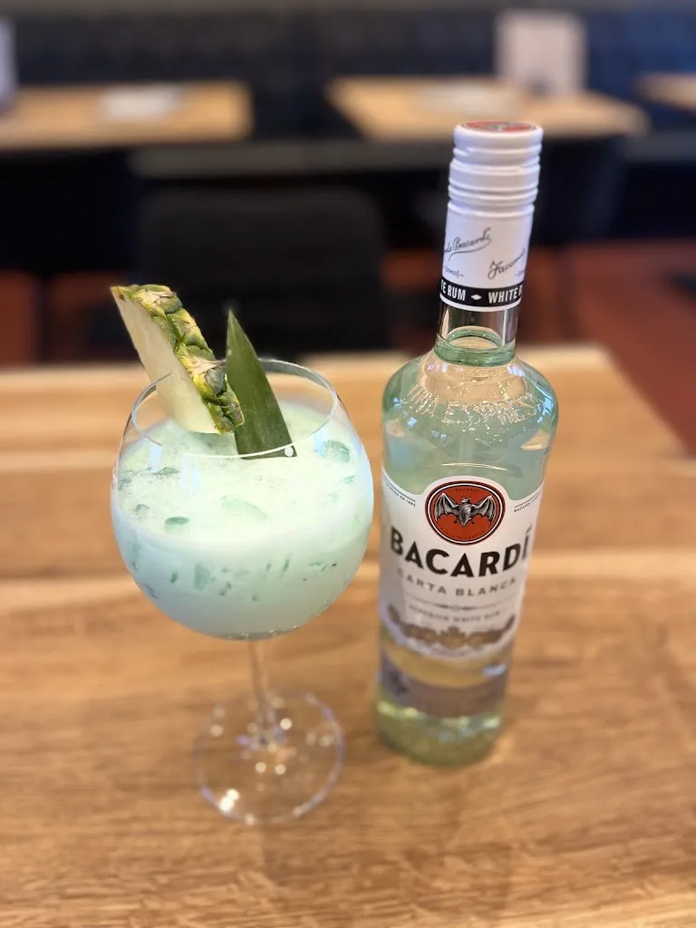 Much Needed Restaurant_Dortmund_slider_image_2