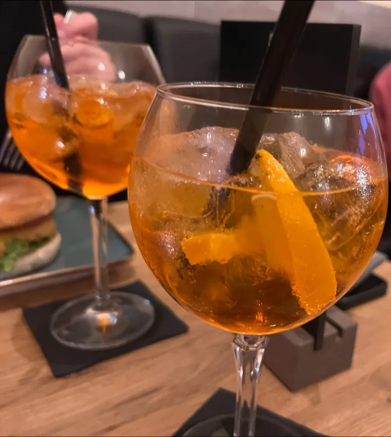 Much Needed Restaurant_Dortmund_slider_image_3