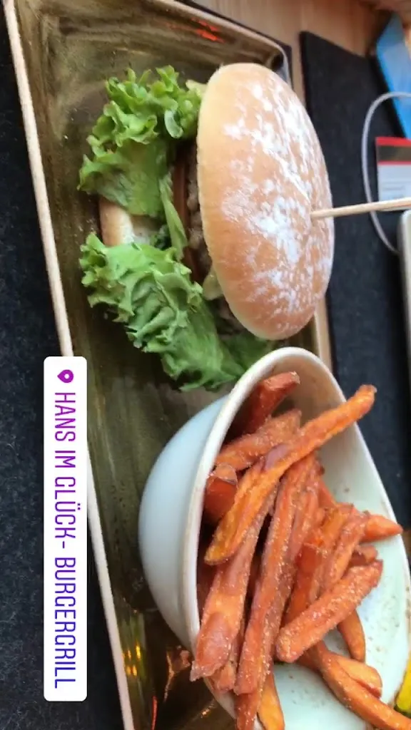 HANS IM GLÜCK - DORTMUND Hansaplatz_Dortmund_slider_image_2