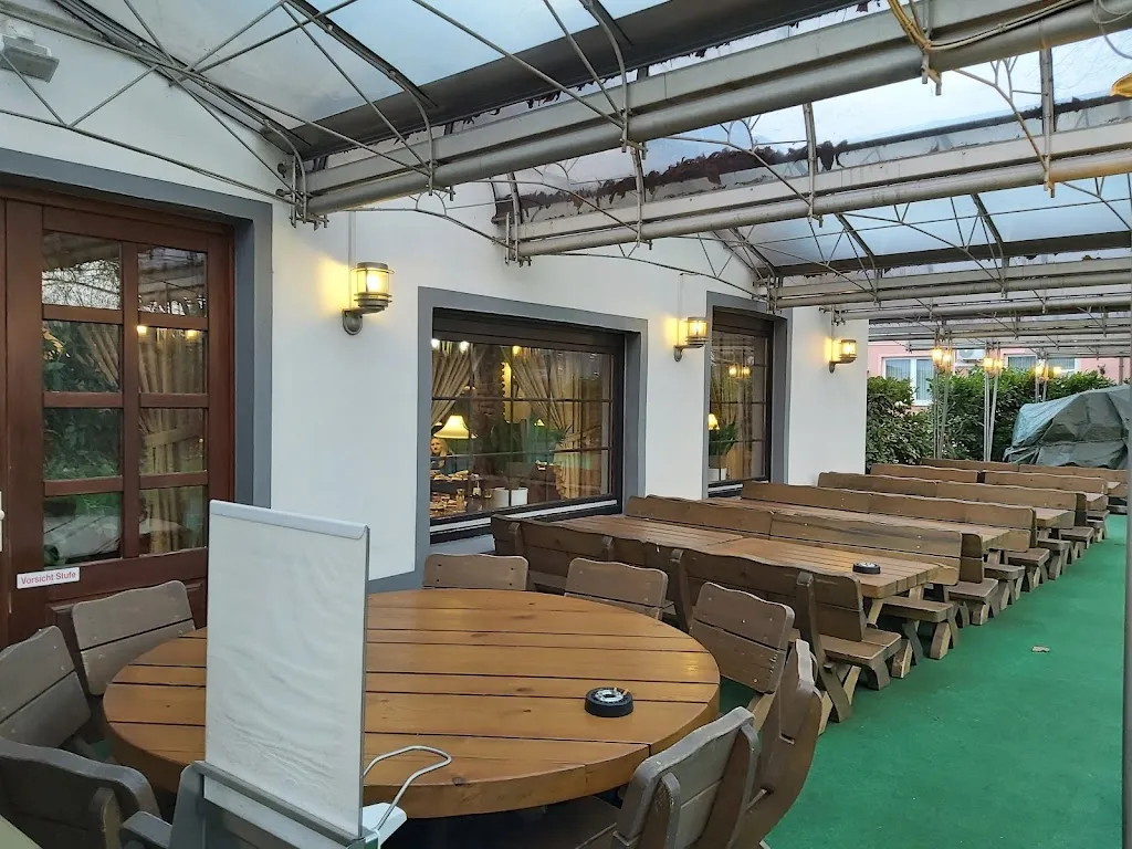 Balkan Hof_Duisburg_slider_image_1