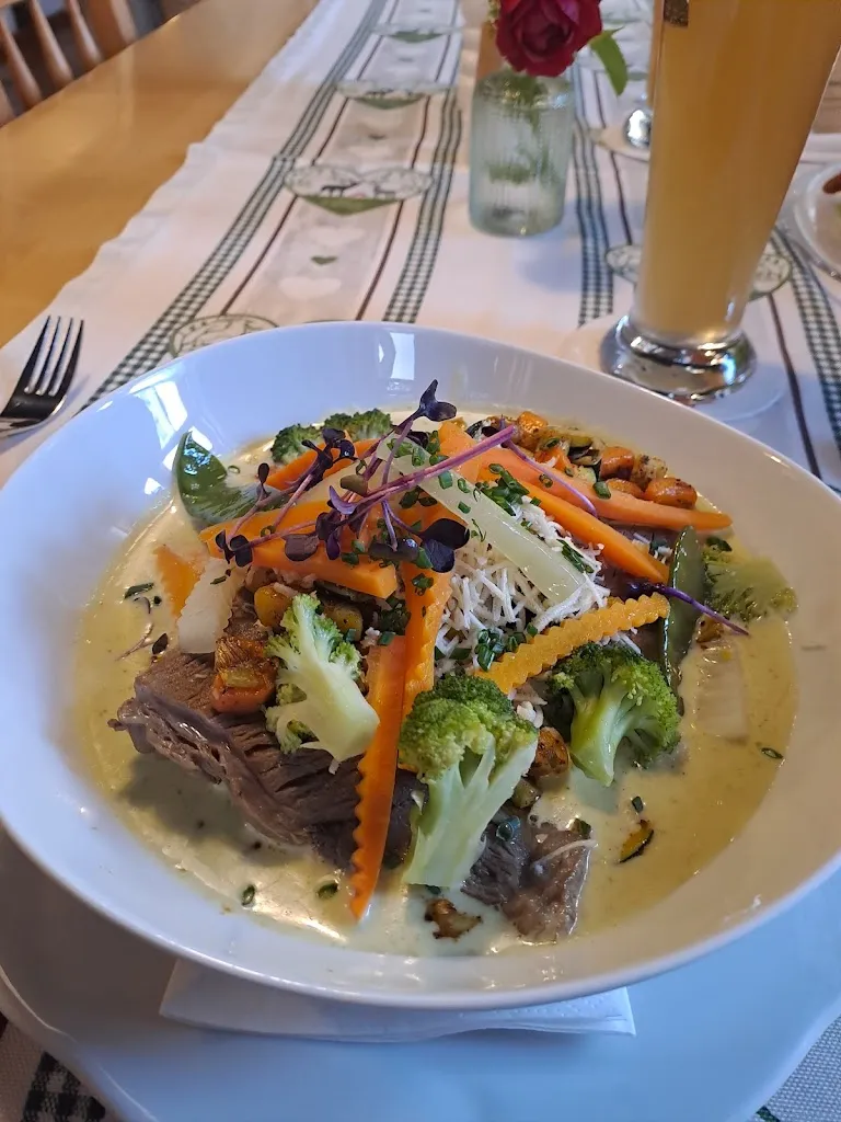 Manfred H._Die Perle Tirols_Freyung_review