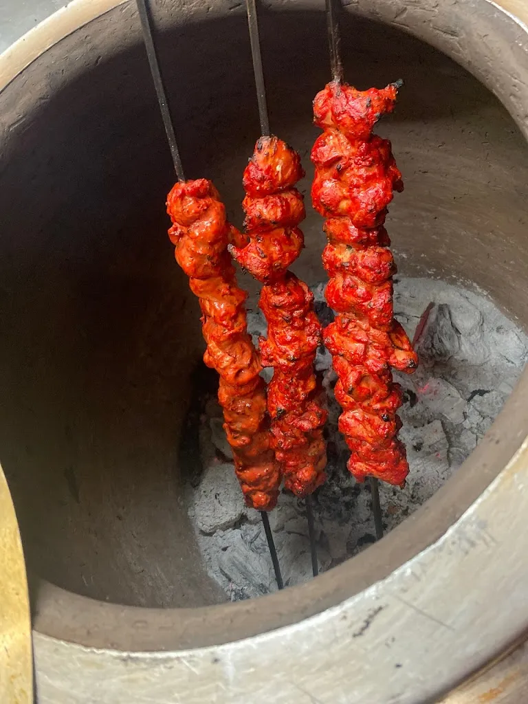 Mayur Düsseldorf_Düsseldorf_slider_image_3