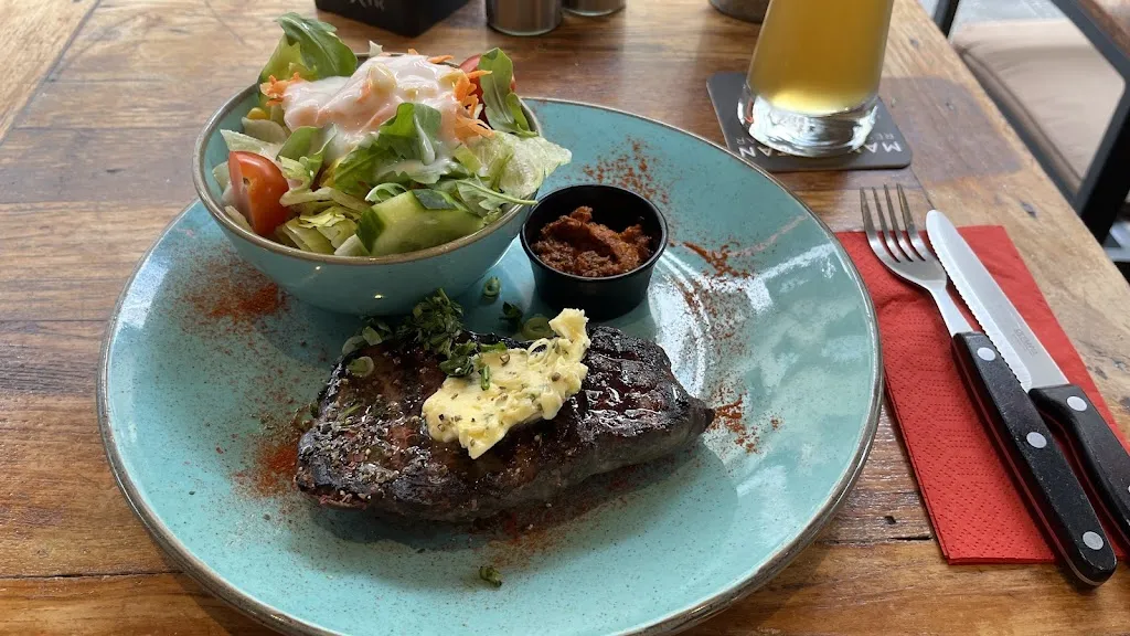 Michael Holzner_Manhattan | Restaurant Düsseldorf_Düsseldorf_review