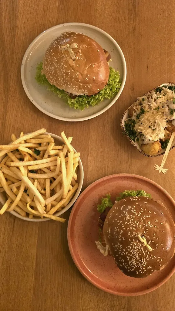 Menu_Hulala – Pretty Burger & Drinks_Düsseldorf_image_8