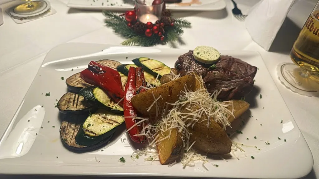 Blaue Grotte_Düren_slider_image_2