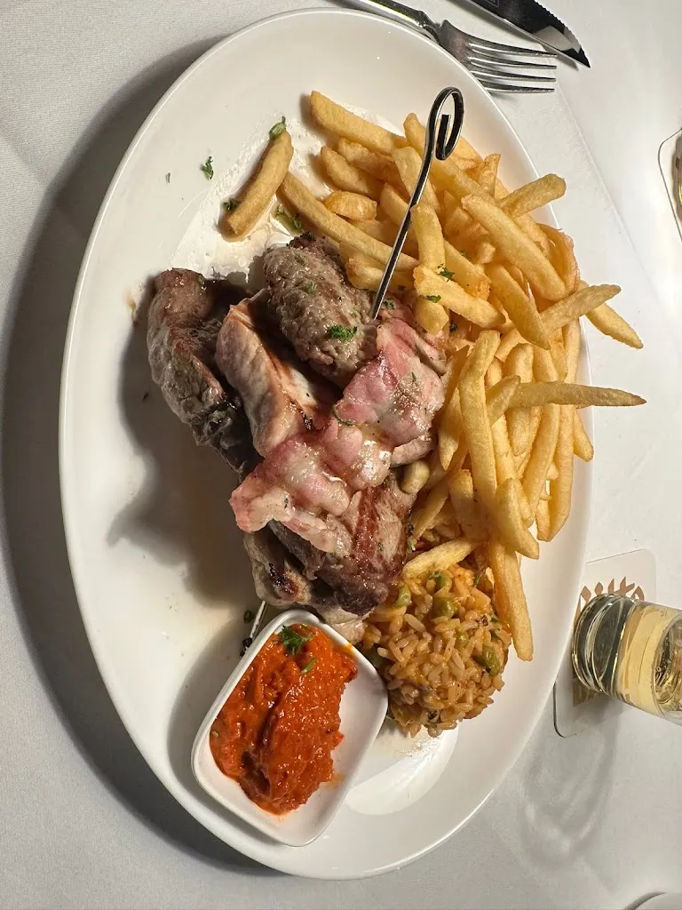 Blaue Grotte_Düren_slider_image_3