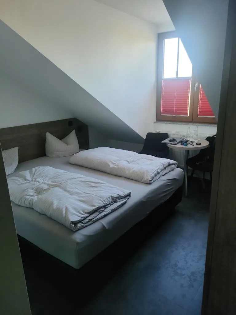 Александр Кучинский_Hotel Restaurant Rotes Einhorn_Düren_review