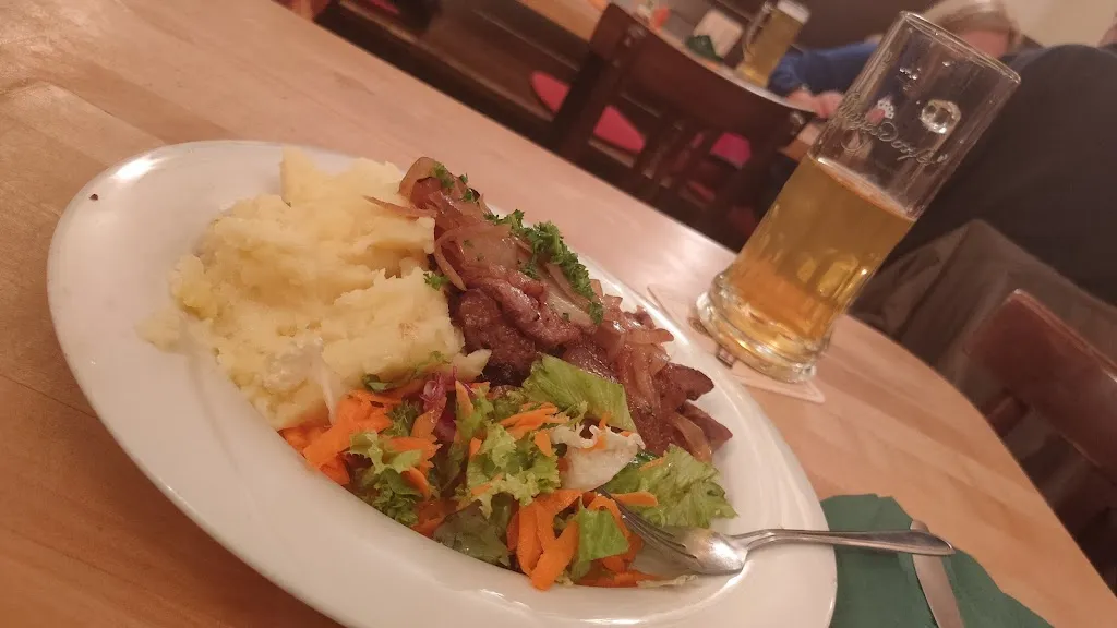 Marco Giustiniani_Zum Goethebrunnen_Weimar_review