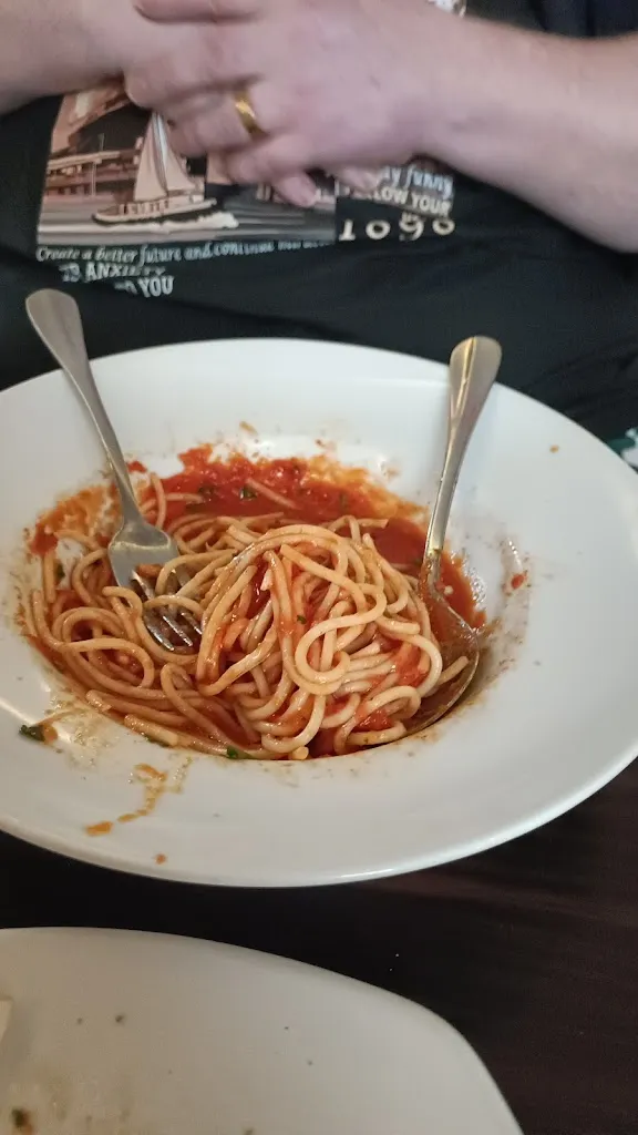 músicas nalva Miranda_Taverne Mythos - Eitorf_Eitorf_review