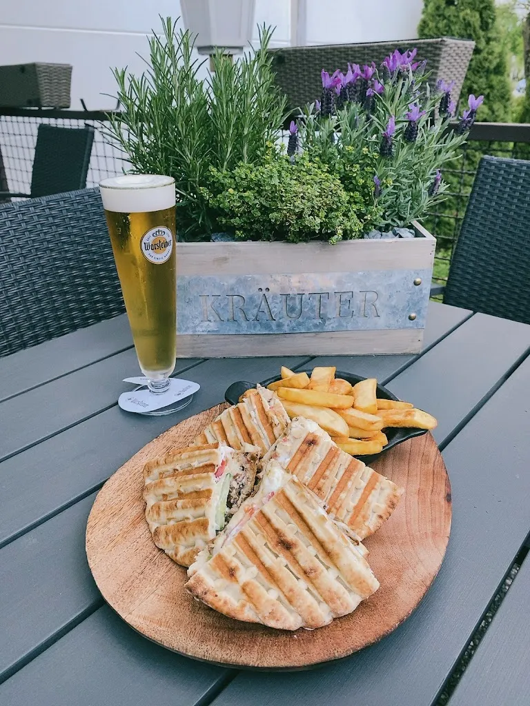 Top Spin Restaurant_Eitorf_slider_image_1