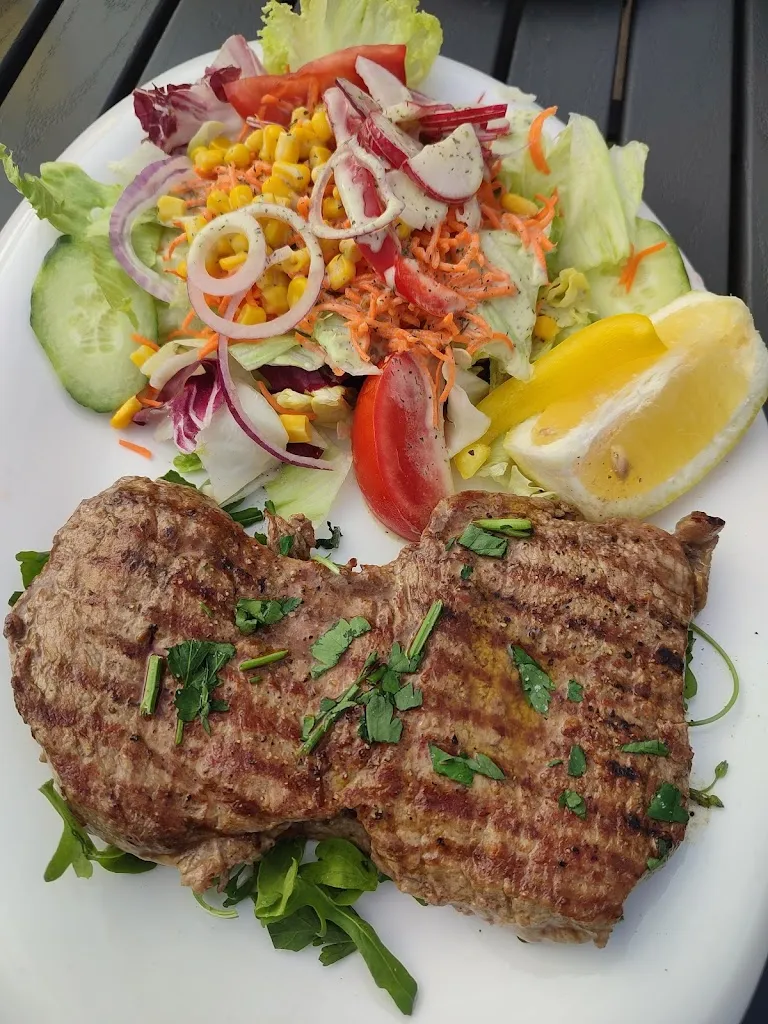 La Collina Ristorante pizzeria Sportheim_Althengstett_slider_image_3