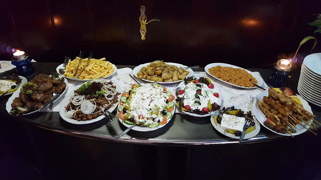 Zu den Vier Linden bei Tolli_Engelskirchen_slider_image_2