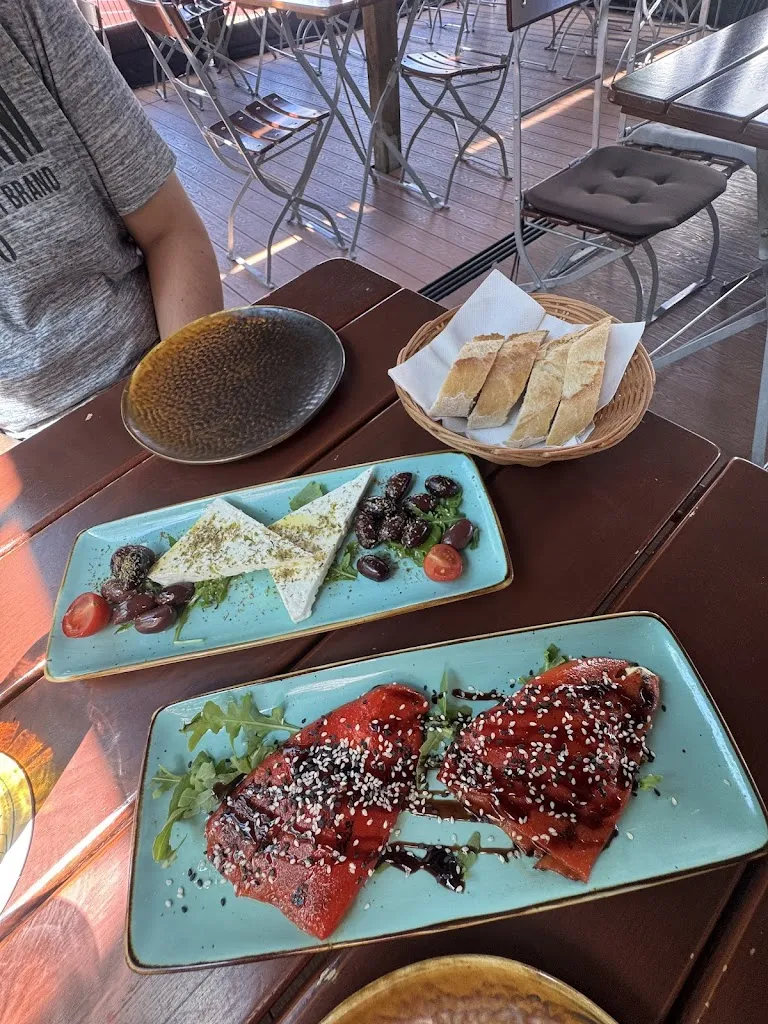 Lukas Mesaros_THE GREEK HOUSE | Griechisches Restaurant_Germering_reseña