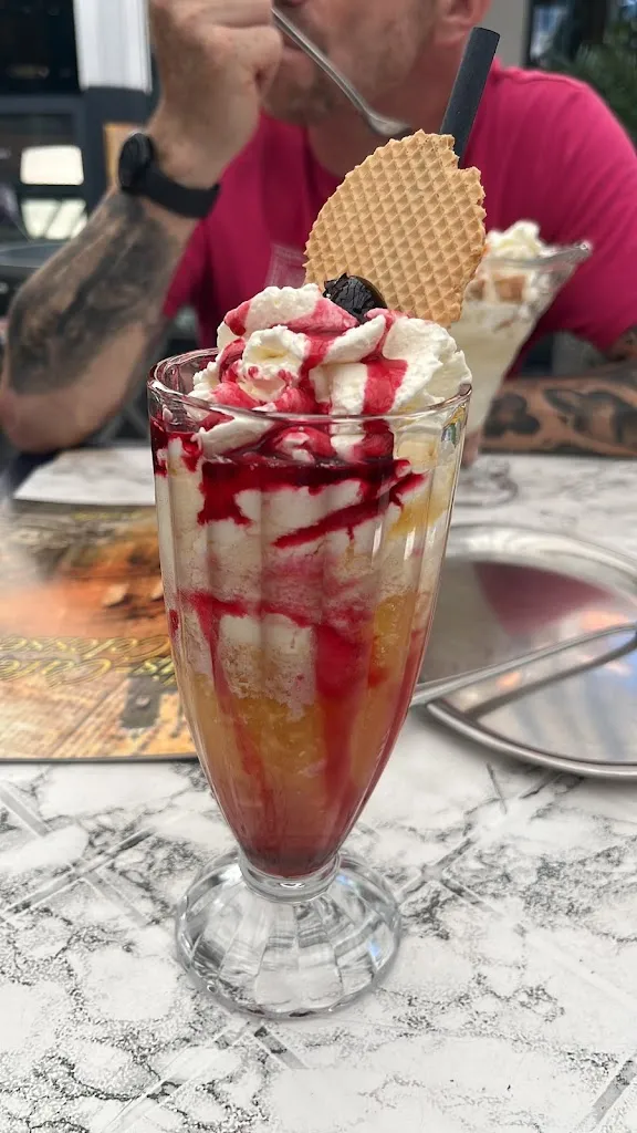 Eis Cafe Colosseo_Engelskirchen_slider_image_3