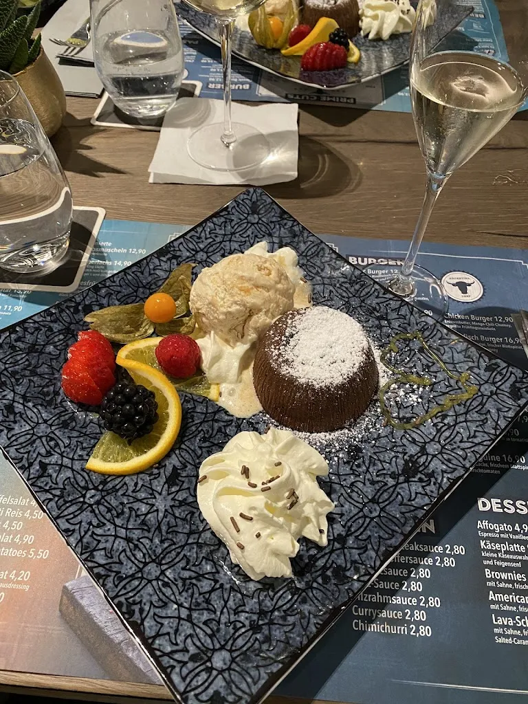 Gabriela Meza Armenta_K6 Grillhouse Fürth_Fürth_review