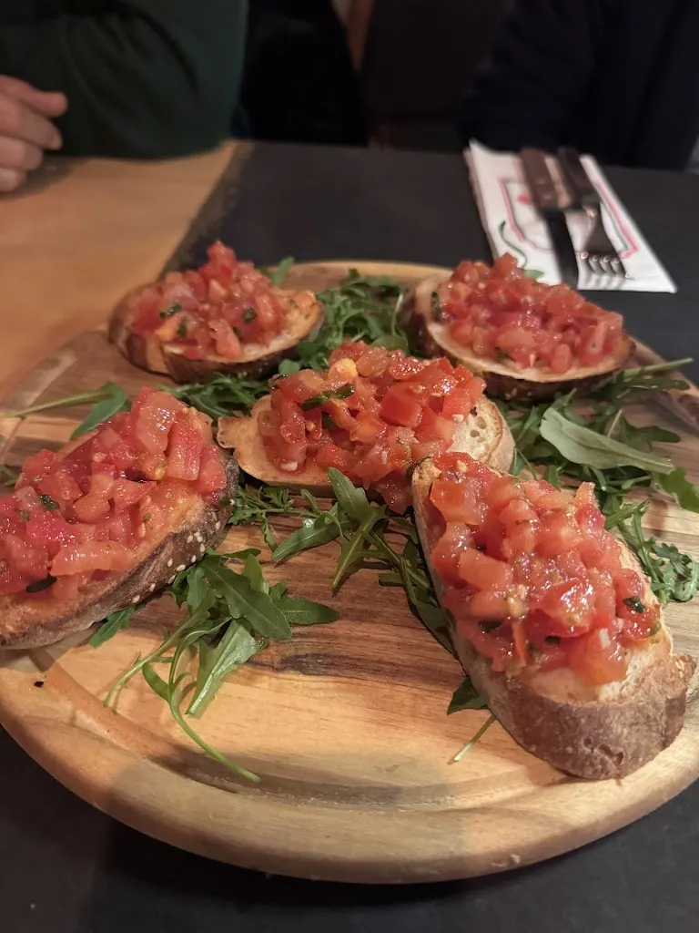 Adila Anwar_Ristorante Pizzeria Calabria_Kirchzarten_review