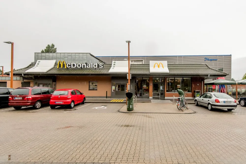 McDonald's_Emsdetten_slider_image_3